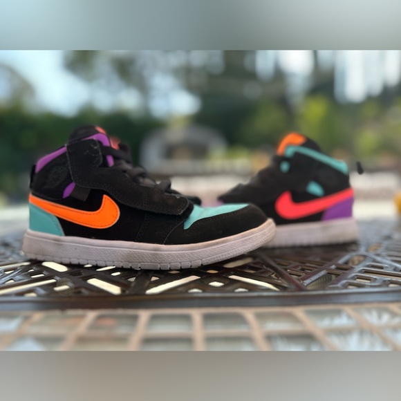 Nike Jordan 1 Mid Multicolor GS SIZE 1Y - Picture 5 of 6